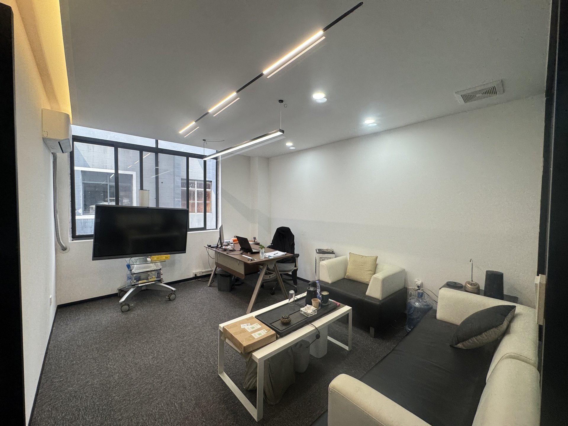 Office photo 3